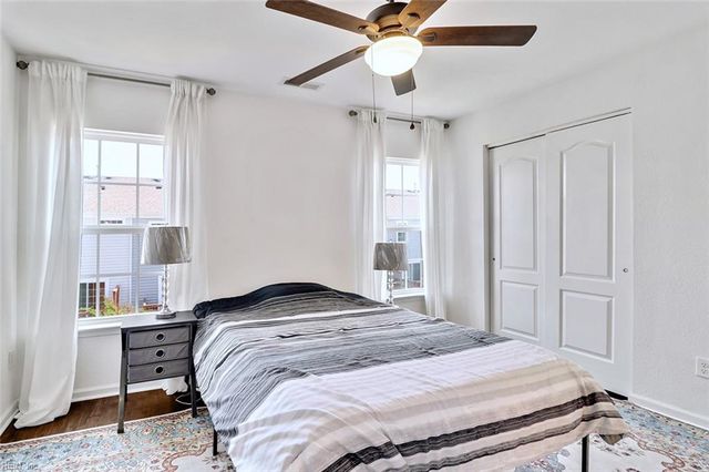 274 Paradise DR, Portsmouth, VA 23701