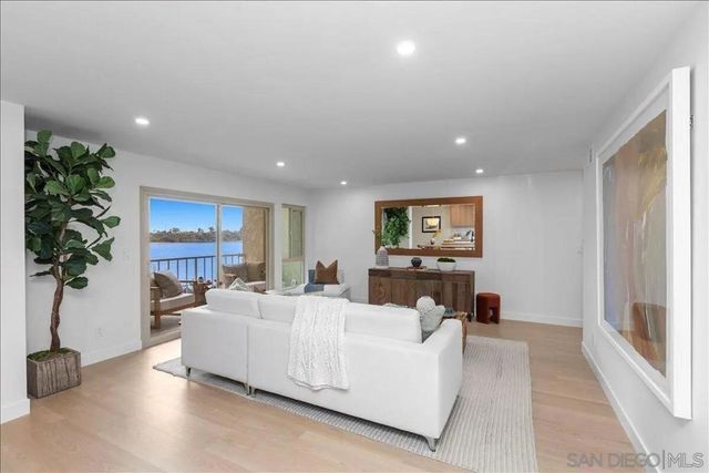 4747 Marina Dr 23, Carlsbad, CA 92008