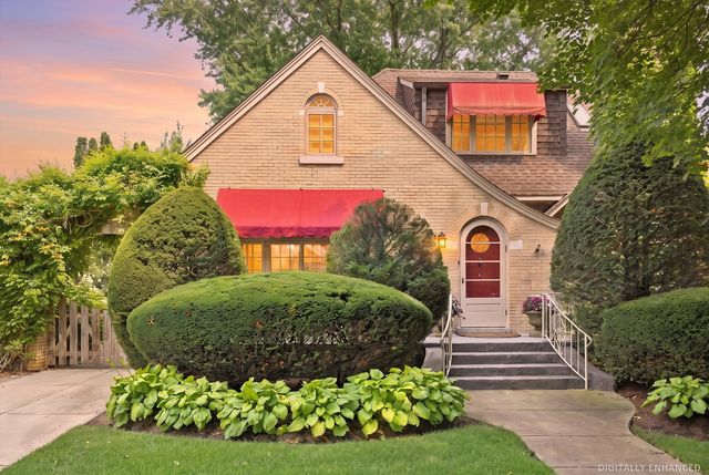 411 N Belmont Avenue, Arlington Heights, IL 60004