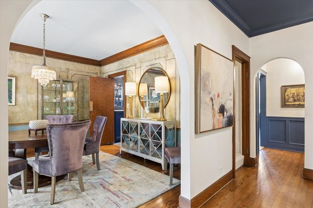 411 N Belmont Avenue, Arlington Heights, IL 60004