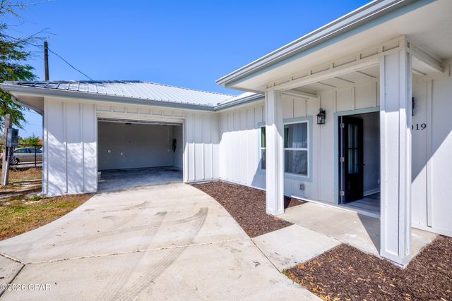 9019 Pecan Street, Youngstown, FL 32466