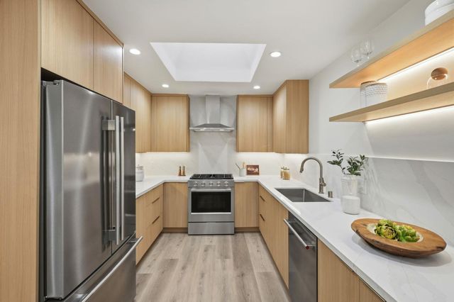 3750 Elston Drive, San Bruno, CA 94066