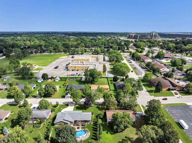 1089 ORLANDO DRIVE, Green Bay, WI 54304