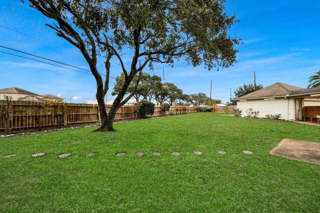 6227 Paddle Wheel Drive, Katy, TX 77449