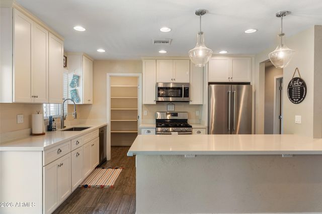 4014 N 81ST Street, Scottsdale, AZ 85251