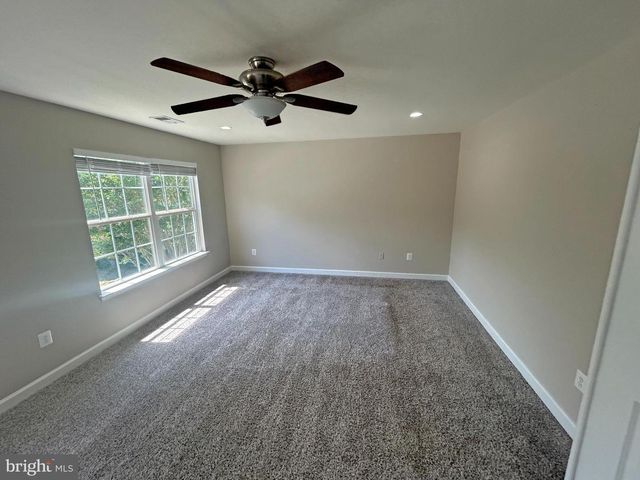 650 210TH ST, Pasadena, MD 21122