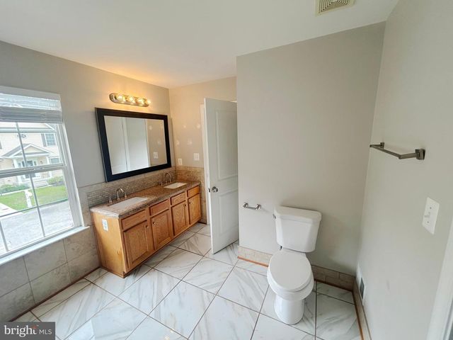 650 210TH ST, Pasadena, MD 21122