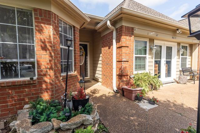 9011 PEPPER HOLLOW CT, Memphis, TN 38016