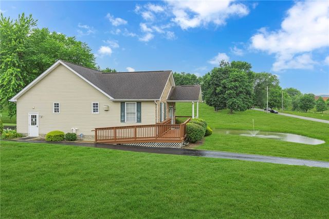 106 Clearwater Drive, Franklin Twp, PA 16117