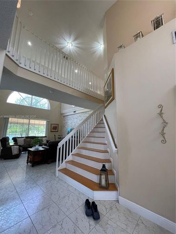 340 SW 167th Ave, Pembroke Pines, FL 33027