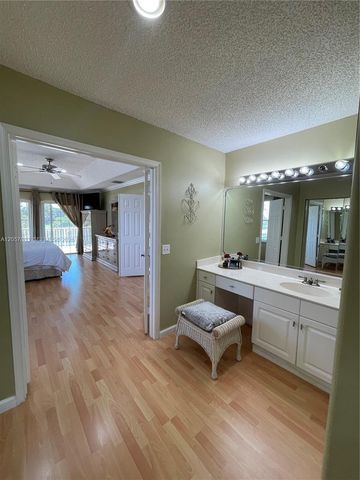 340 SW 167th Ave, Pembroke Pines, FL 33027