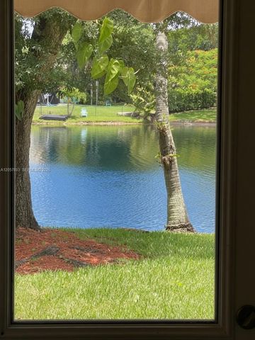 340 SW 167th Ave, Pembroke Pines, FL 33027