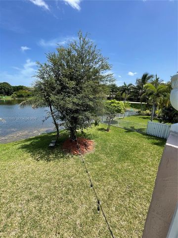 340 SW 167th Ave, Pembroke Pines, FL 33027
