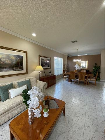 340 SW 167th Ave, Pembroke Pines, FL 33027