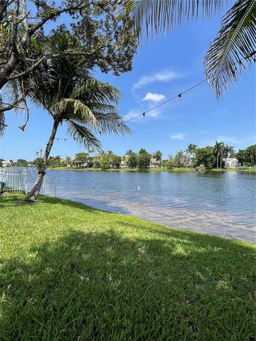 340 SW 167th Ave, Pembroke Pines, FL 33027