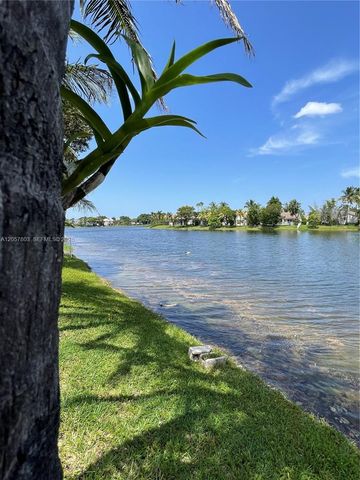340 SW 167th Ave, Pembroke Pines, FL 33027