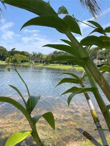 340 SW 167th Ave, Pembroke Pines, FL 33027