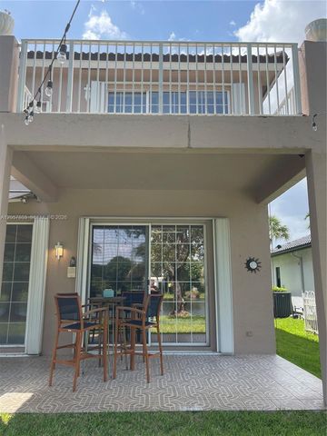 340 SW 167th Ave, Pembroke Pines, FL 33027