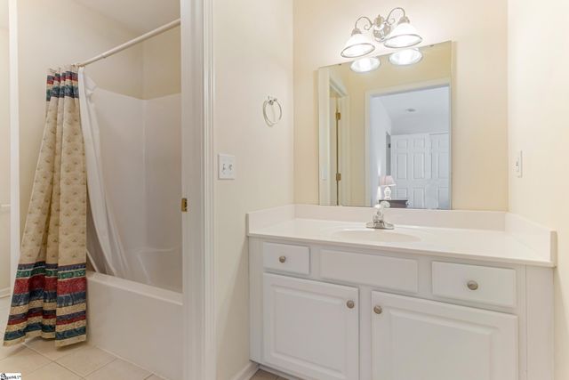 203 Summergrass Drive, Greenville, SC 29617