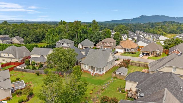 203 Summergrass Drive, Greenville, SC 29617