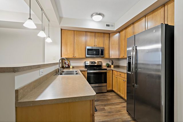 150 E Burnsville Parkway 310, Burnsville, MN 55337