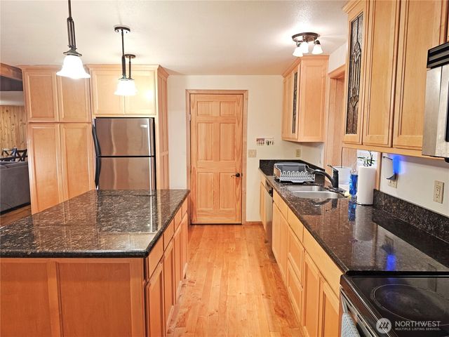 70 Dogwood Lane, Brinnon, WA 98320