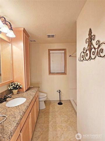 70 Dogwood Lane, Brinnon, WA 98320