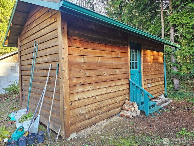 70 Dogwood Lane, Brinnon, WA 98320