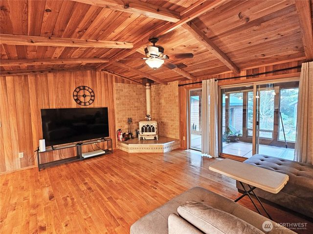 70 Dogwood Lane, Brinnon, WA 98320