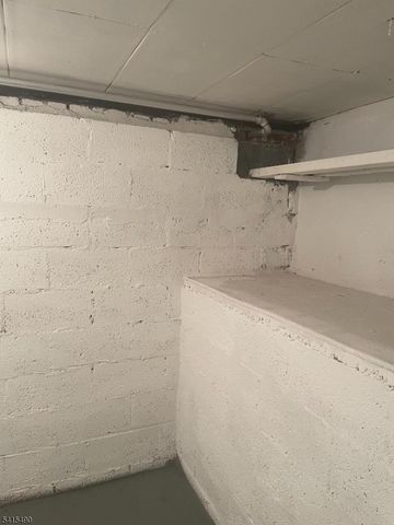 9 Pierson St, Bloomfield Twp., NJ 07003