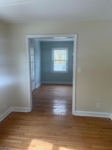 9 Pierson St, Bloomfield Twp., NJ 07003