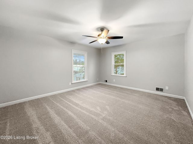 6710 Tallwood Ct, Prospect, KY 40059