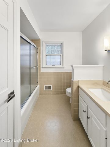 6710 Tallwood Ct, Prospect, KY 40059