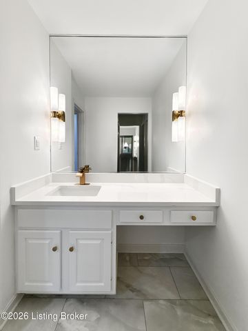 6710 Tallwood Ct, Prospect, KY 40059