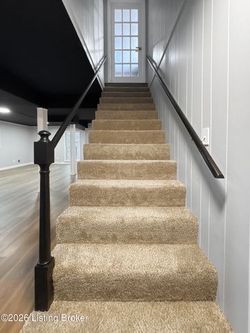 6710 Tallwood Ct, Prospect, KY 40059