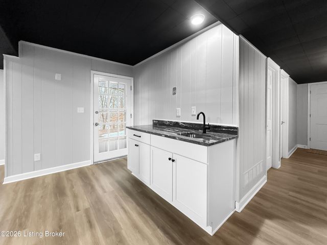 6710 Tallwood Ct, Prospect, KY 40059