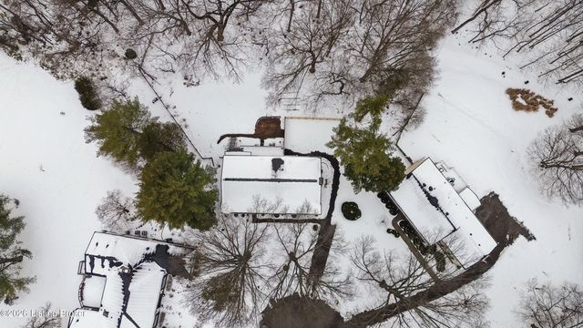 6710 Tallwood Ct, Prospect, KY 40059