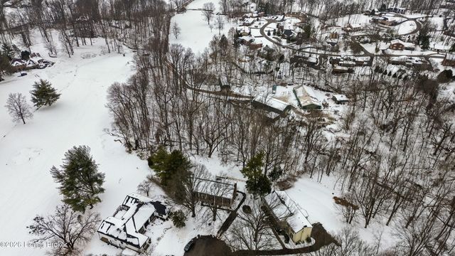 6710 Tallwood Ct, Prospect, KY 40059