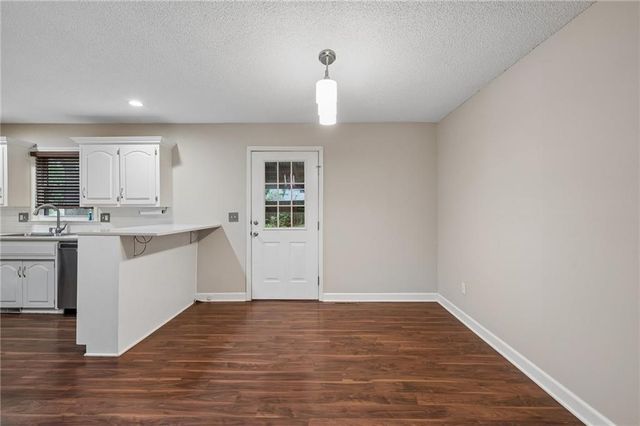 7317 NW 77th Terrace, Kansas City, MO 64152