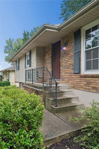 7317 NW 77th Terrace, Kansas City, MO 64152