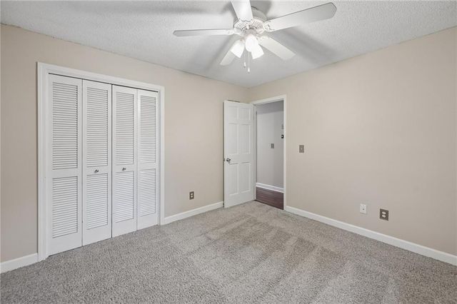 7317 NW 77th Terrace, Kansas City, MO 64152