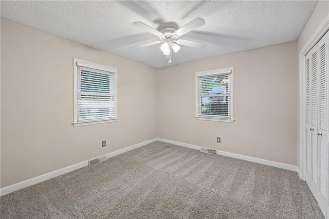 7317 NW 77th Terrace, Kansas City, MO 64152