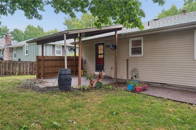 7317 NW 77th Terrace, Kansas City, MO 64152