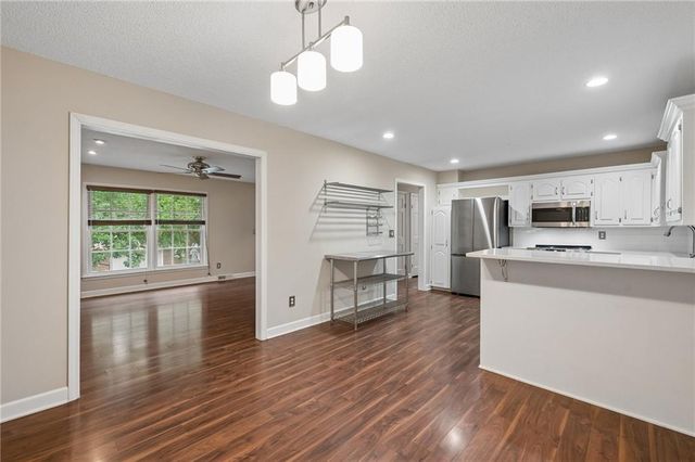 7317 NW 77th Terrace, Kansas City, MO 64152