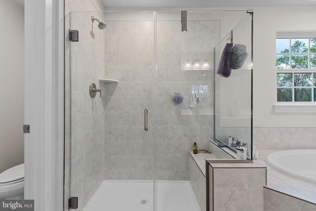 12105 EMPIRE LANE DR, Fort Washington, MD 20744