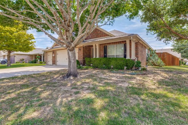 3709 Sevenoaks Drive, Fort Worth, TX 76244