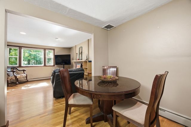 111 Rocky Pond Rd, Plymouth, MA 02360