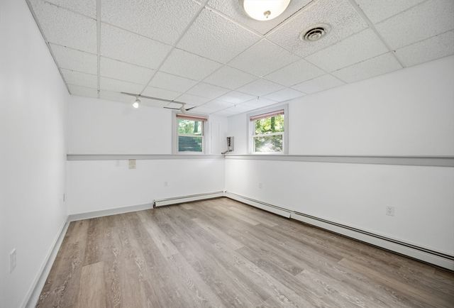 111 Rocky Pond Rd, Plymouth, MA 02360