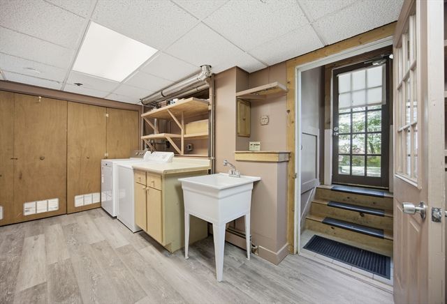 111 Rocky Pond Rd, Plymouth, MA 02360