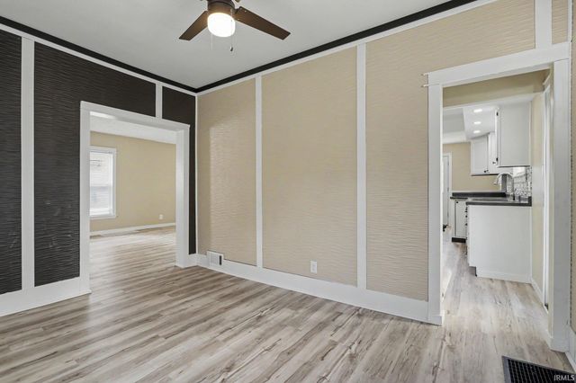 227 E 9Th Street, Mishawaka, IN 46544